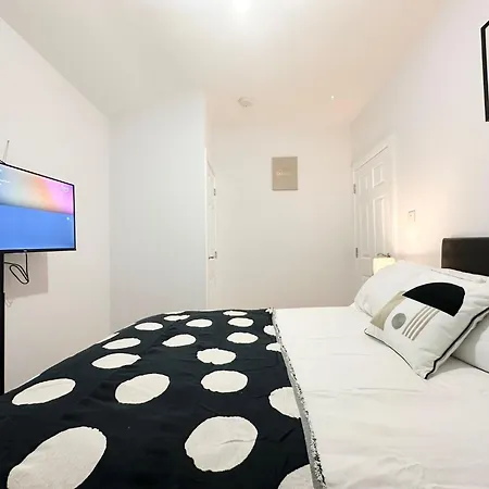 Violet Serviced Accommodation